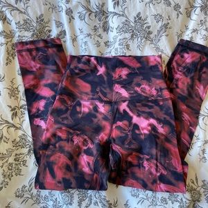 Lulu leggings size 4